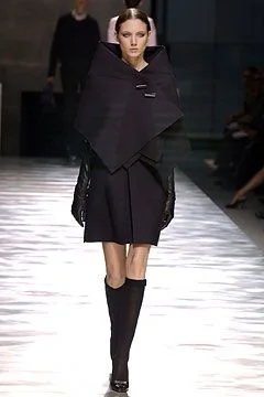 Look 32